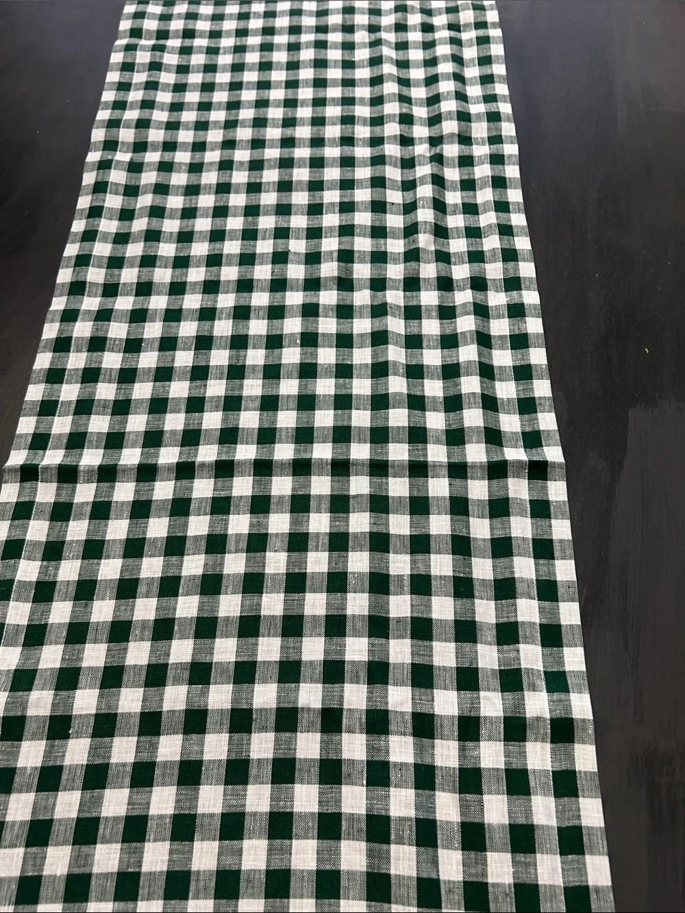 NWT 100% Linen Green and White Gingham Long TableRunner 14”x108”